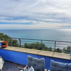 ca-dellacciuga.hotelitalianriviera.com/